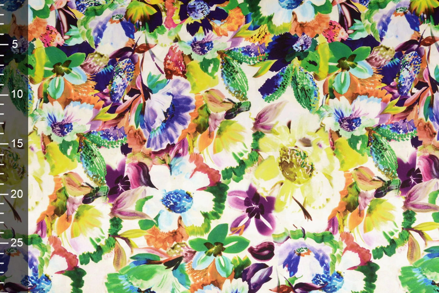 Satin avec élasthanne - fleurs de jardin anglaises 80 g/m²