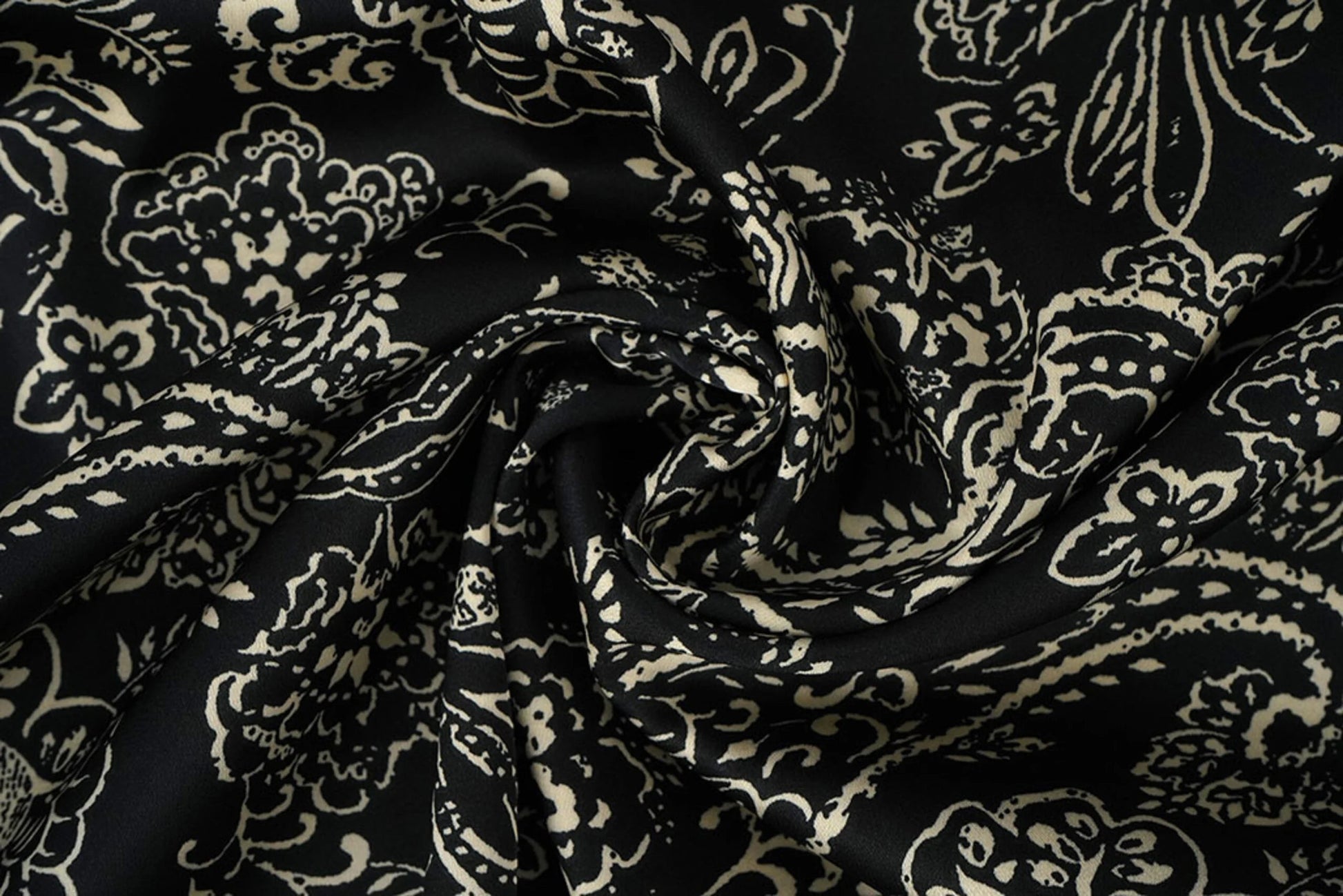 Satin with elastane - elegant pattern on a black background 80 g/m²