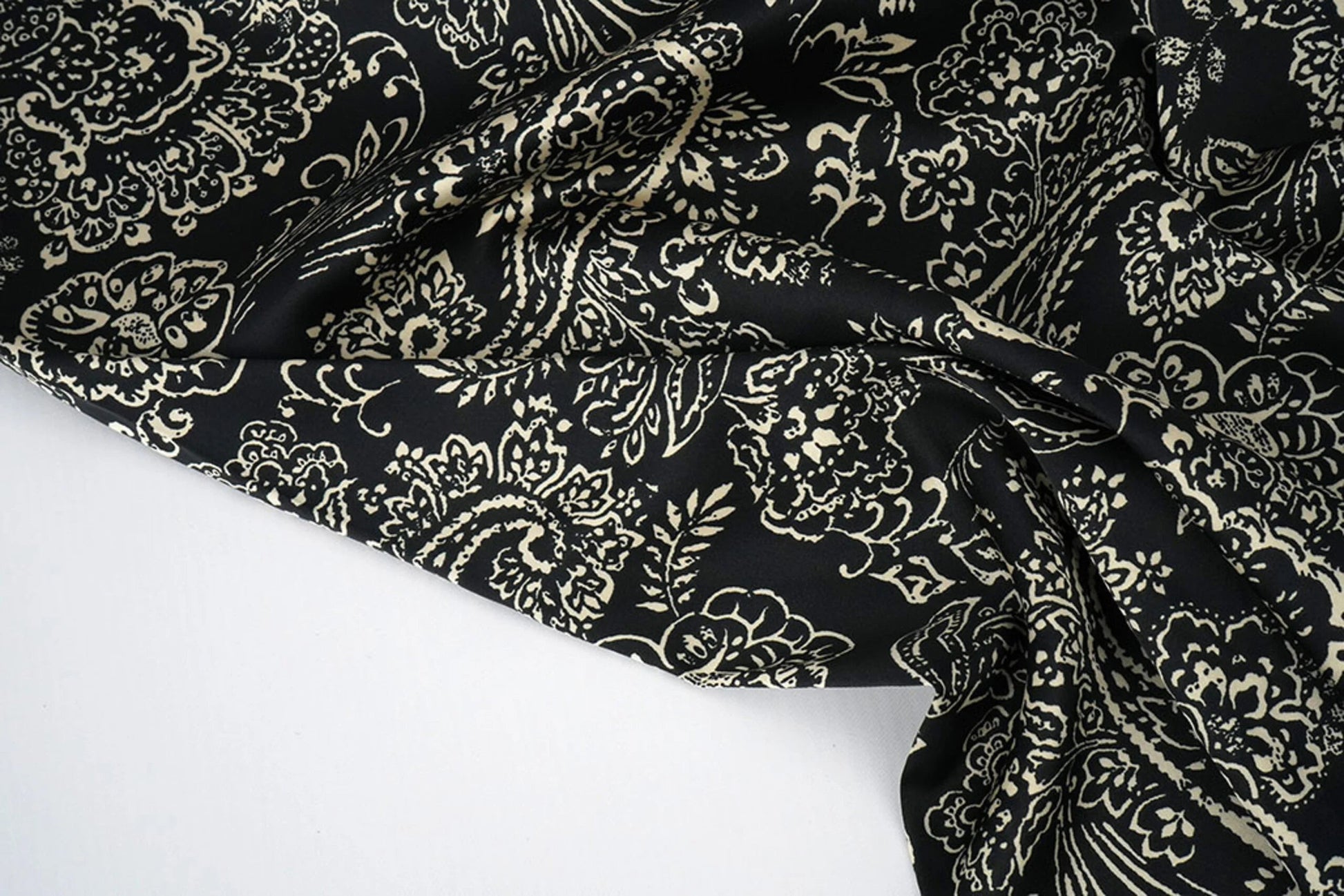 Satin with elastane - elegant pattern on a black background 80 g/m²
