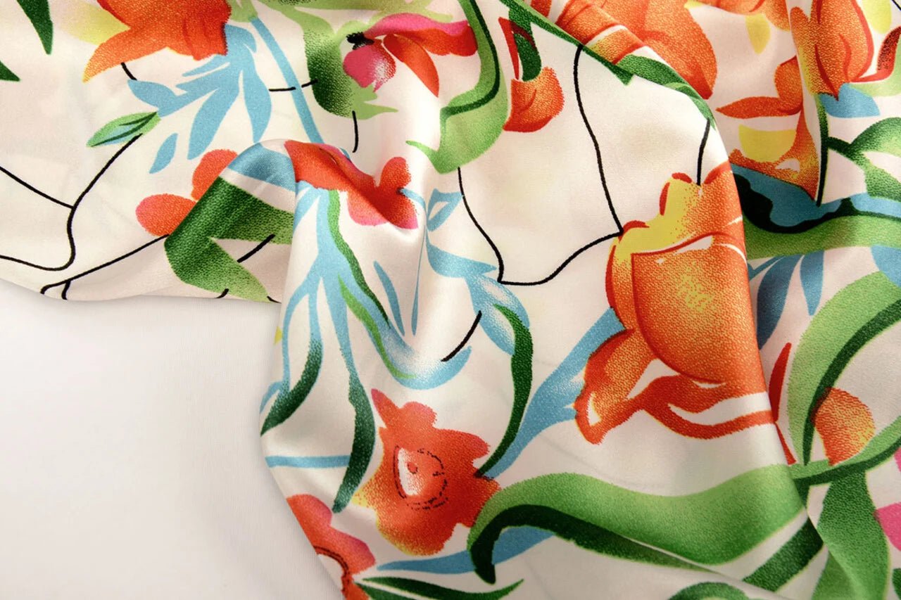 Satin with elastane - tulips 80 g/m²
