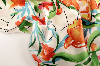 Satin with elastane - tulips 80 g/m²