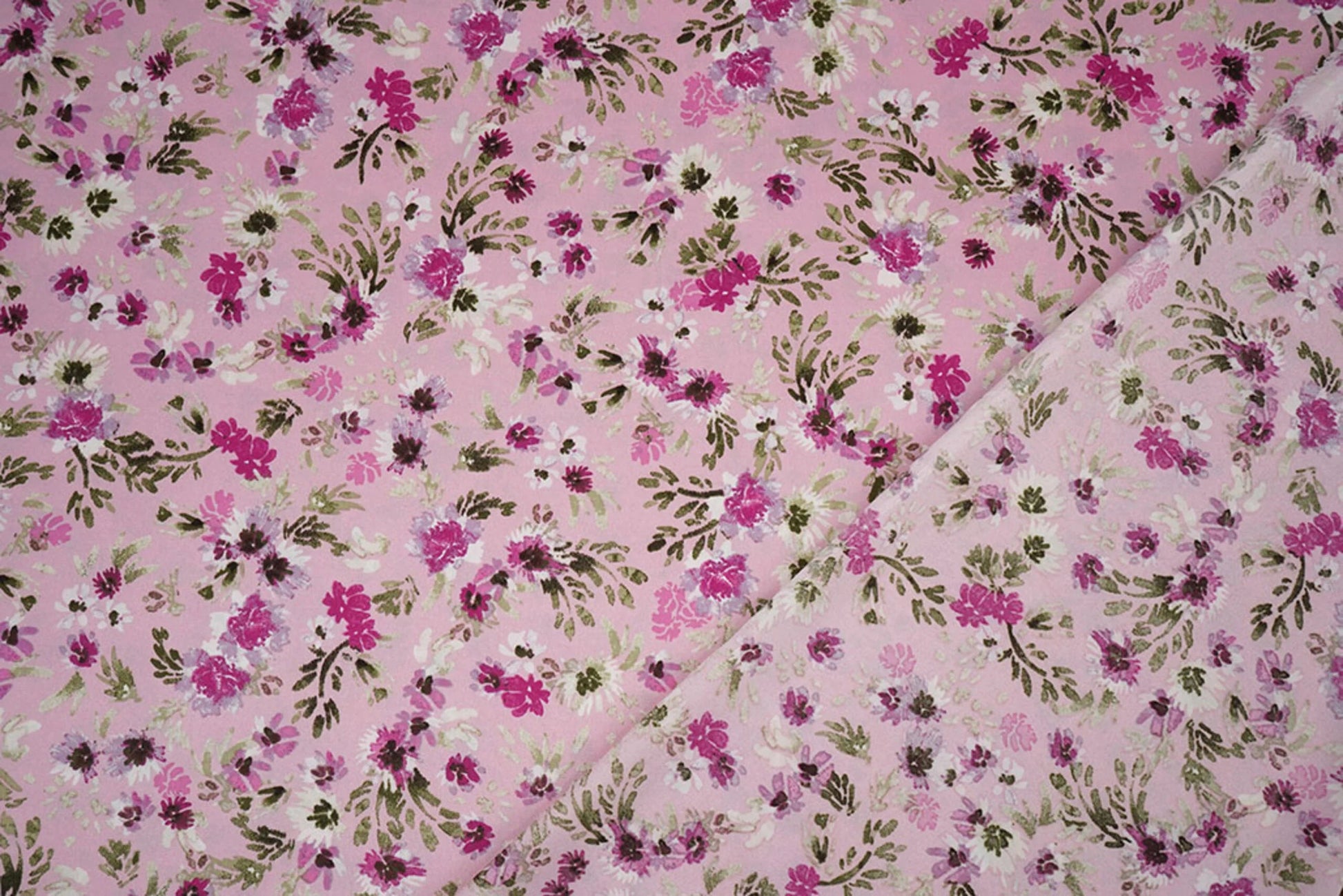 Satin avec élasthanne - fleurs sur fond rose 80 g/m²