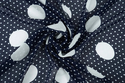 Chiffon - dots on a dark blue background | 150 cm | 65 g/m²