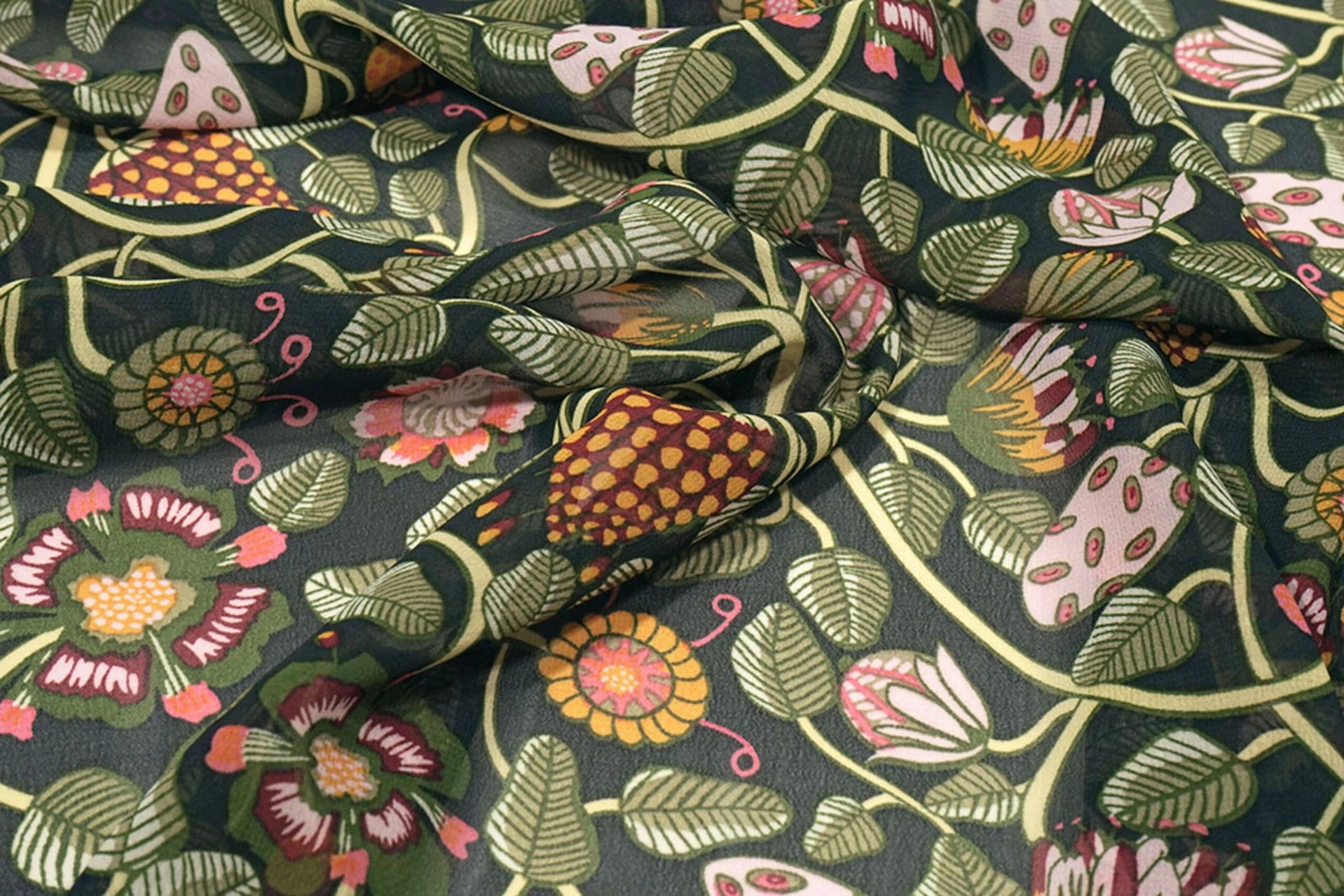 Image de chiffon - fleurs avec tiges vertes | 150 cm | 65 g/m² – disponible chez Šarlotes audumi