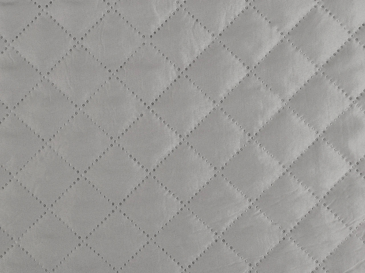 Image de doublure matelassée isolante - grise 105 g/m² – disponible chez Šarlotes audumi