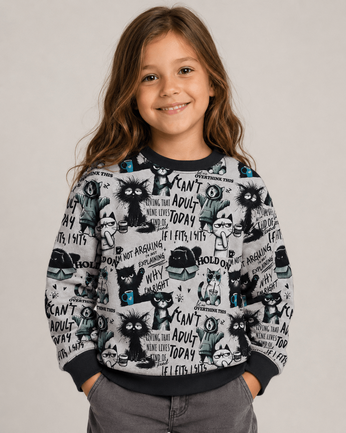 Image de jersey chaud, tissu Alpenfleece avec des chats – disponible en ligne chez Tissus de Charlotte