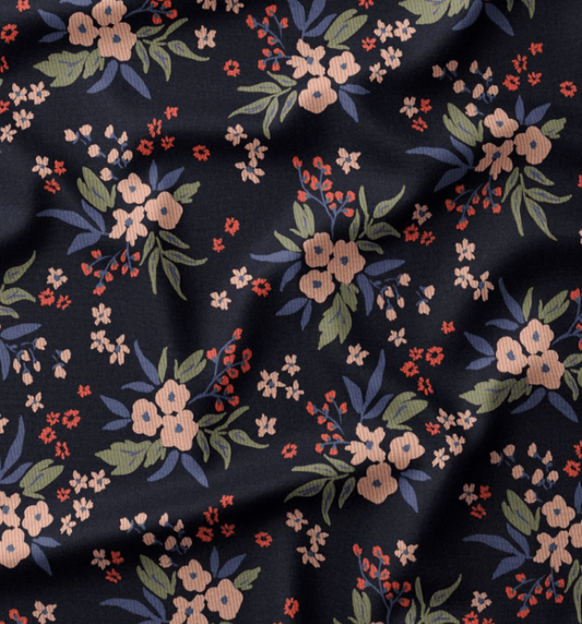 Image de velours côtelé en coton fin – Jardin fleuri bleu foncé, disponible en ligne chez Šarlotes audumi