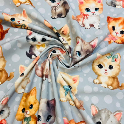 Image avec tissu softshell - chats 300 g/m² – disponible chez Šarlotes audumi