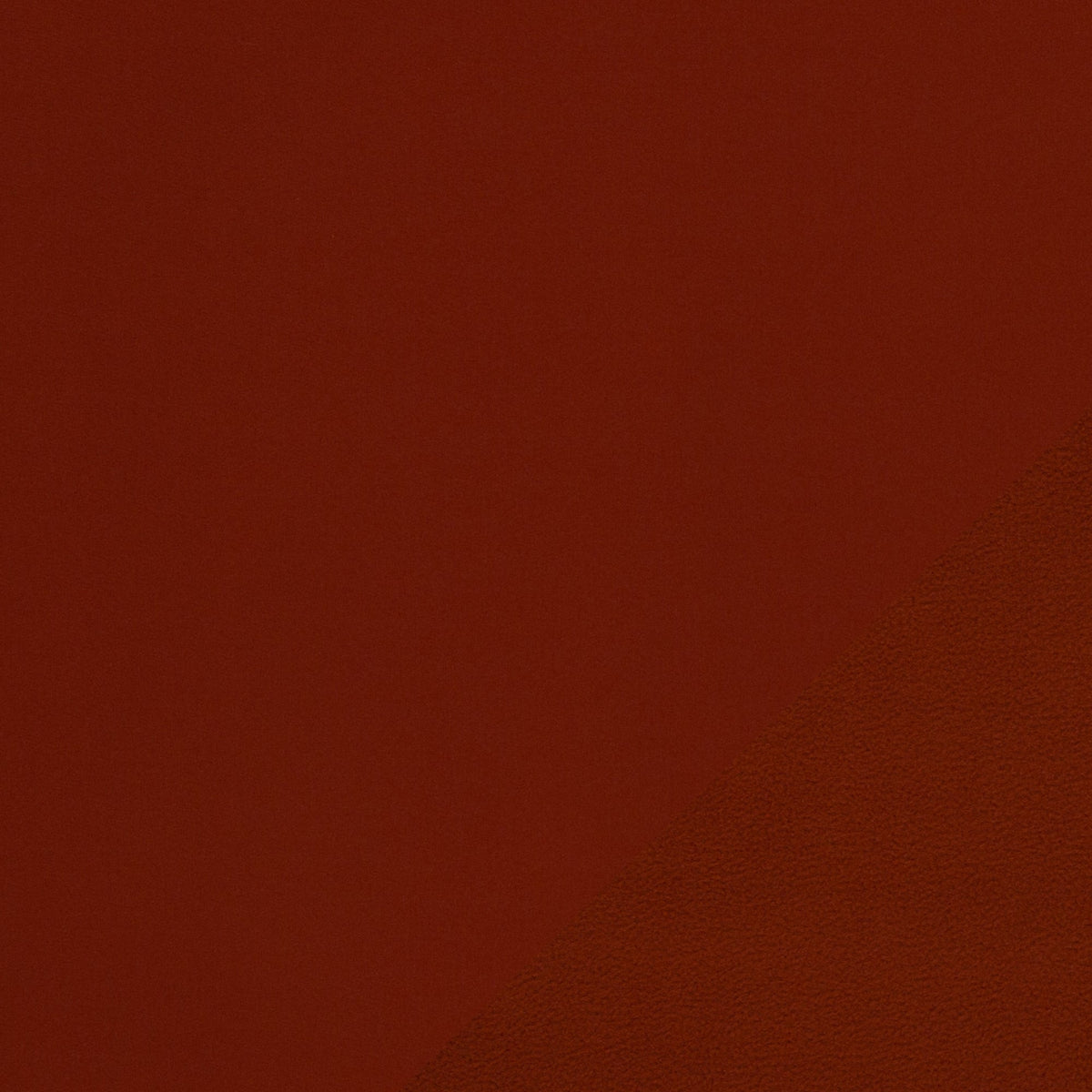 Image de tissu softshell imperméable rouge brique – disponible en ligne chez Šarlotes audumi