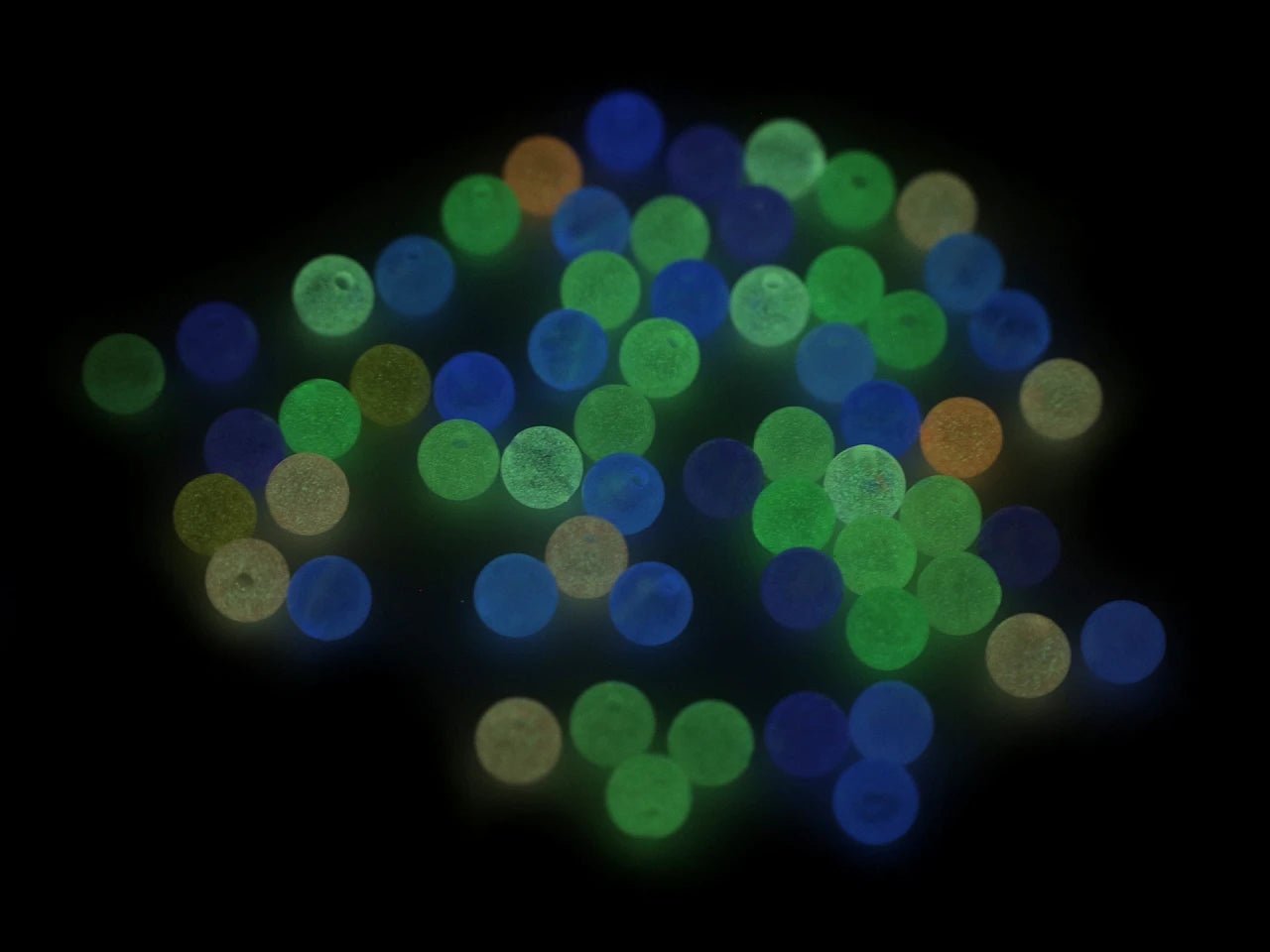 Perles en plastique phosphorescentes Ø8 mm 20 g (couleurs assorties, mix)