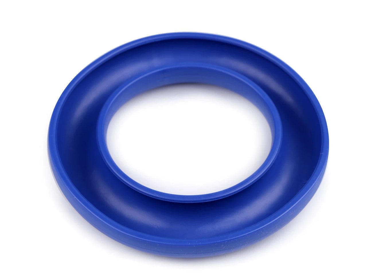 Image de porte-bobines Ø13,5 cm – disponible chez Šarlotes audumi