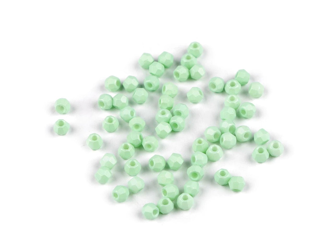 Image avec des perles de verre Ø4 mm 5 g – disponible chez Šarlotes audumi