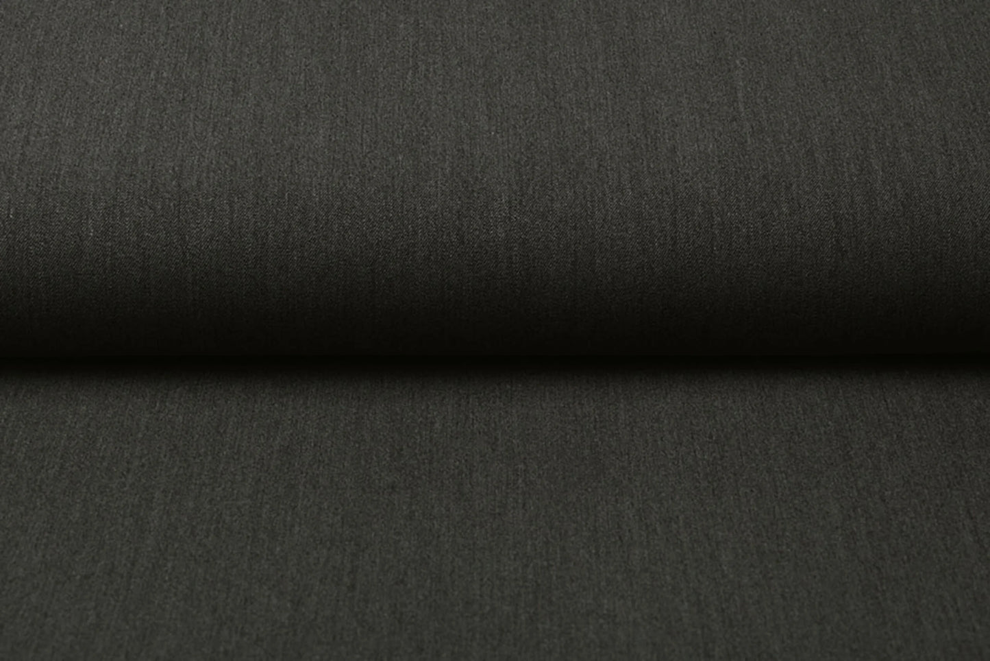 Kostīmaudums ar elastānu-pelēks melanžs 275 g/m²