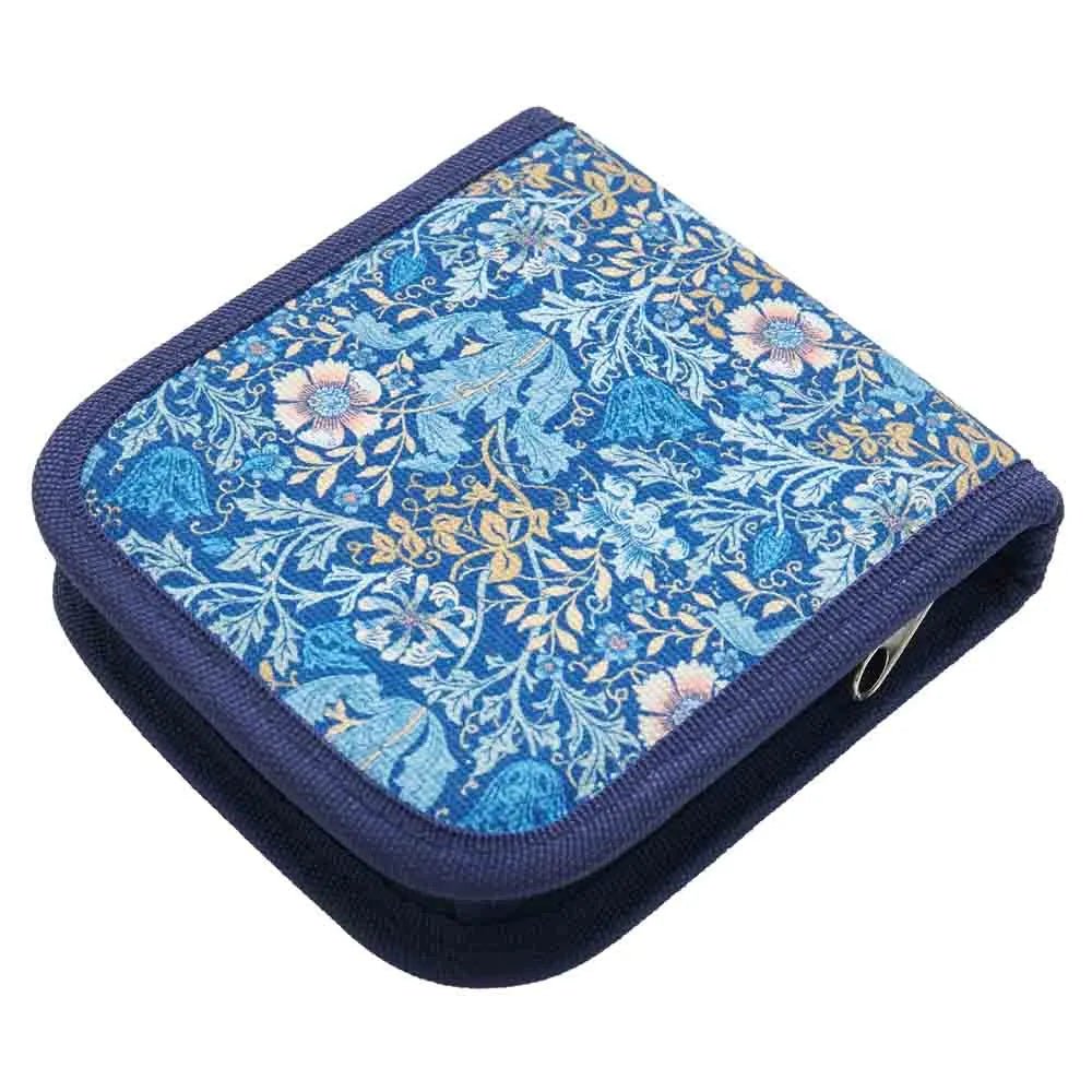 Image du kit de couture Hobby Gift Create – disponible chez Šarlotes audumi