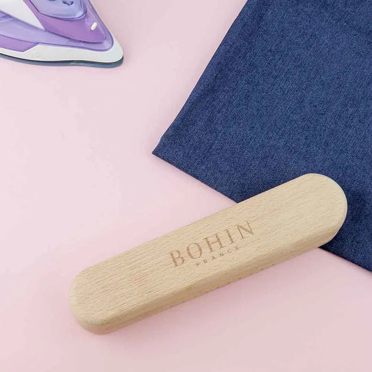Attēls ar Šuvju presētājs (clapper) 23.5 cm koka – Bohin | profesionālam gludināšanas rezultātam – pieejams Šarlotes audumi