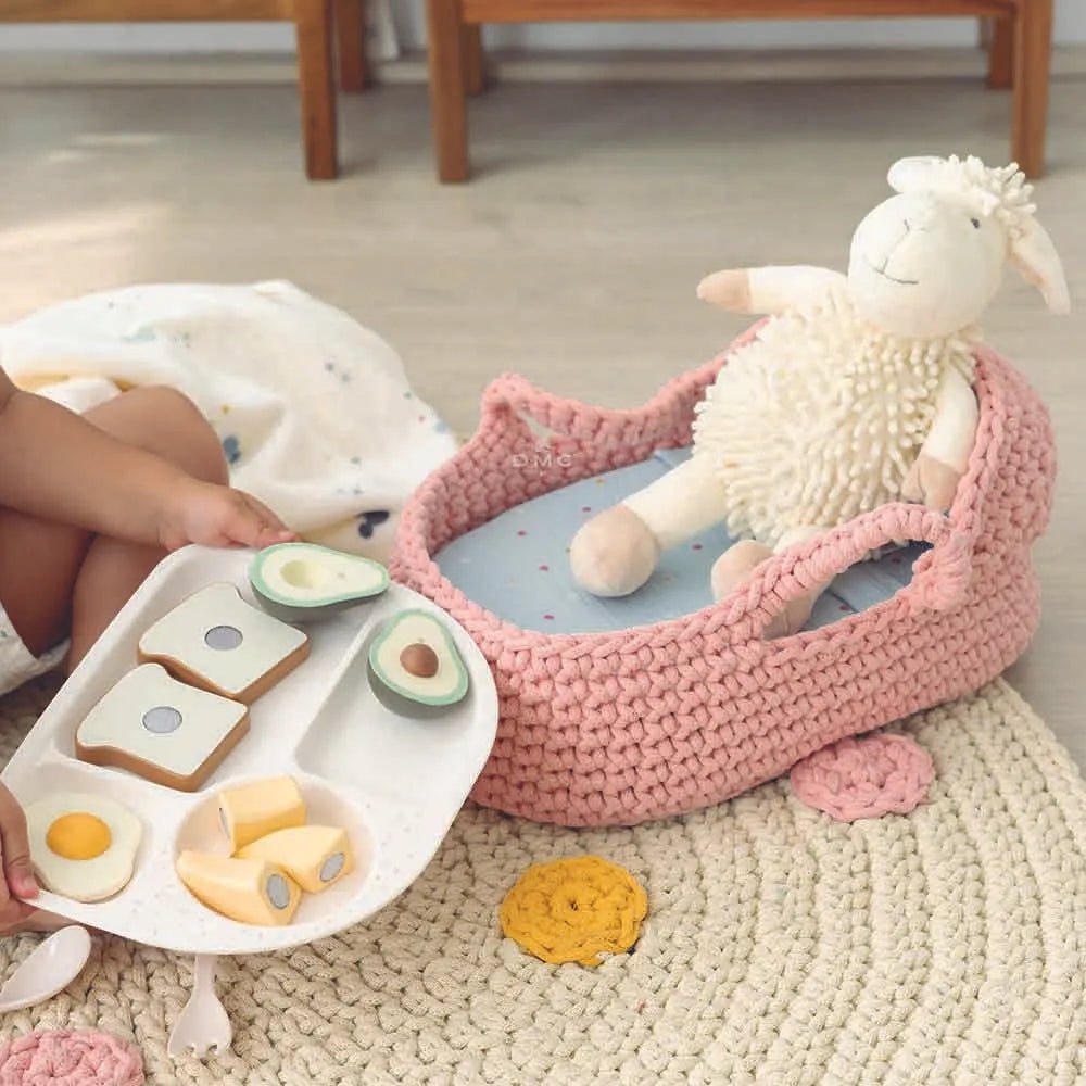 Image du magazine de crochet DMC Eco Vita pour chambre d'enfant, EN, DE – disponible chez Šarlotes audumi