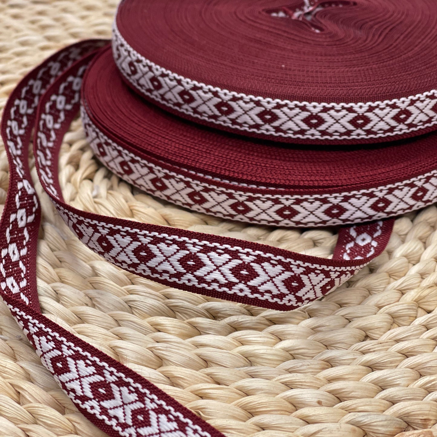 National ribbon, 16 mm strip - burgundy with a white pattern - LV