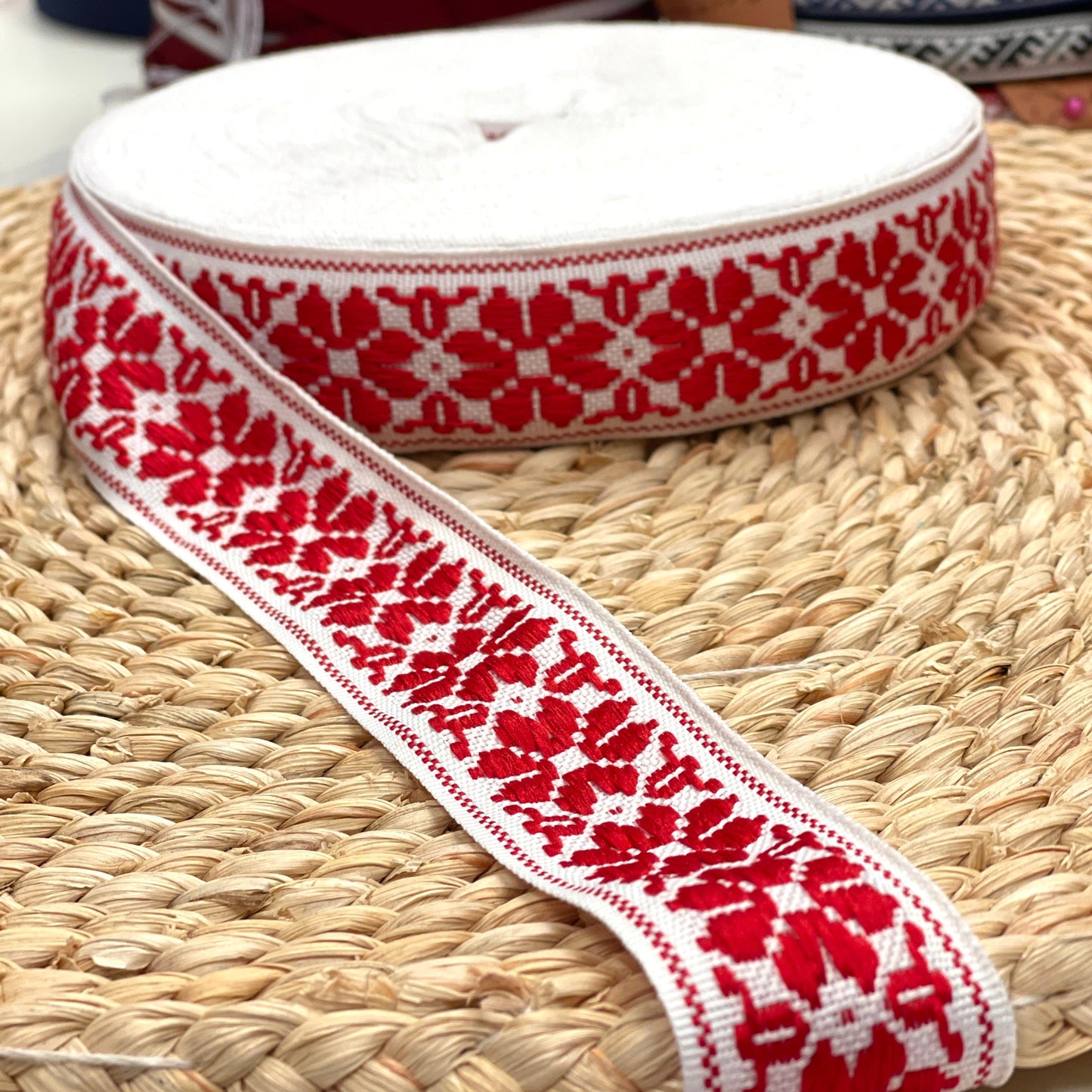 Traditional ribbon, sash 36mm - white with red - LV
