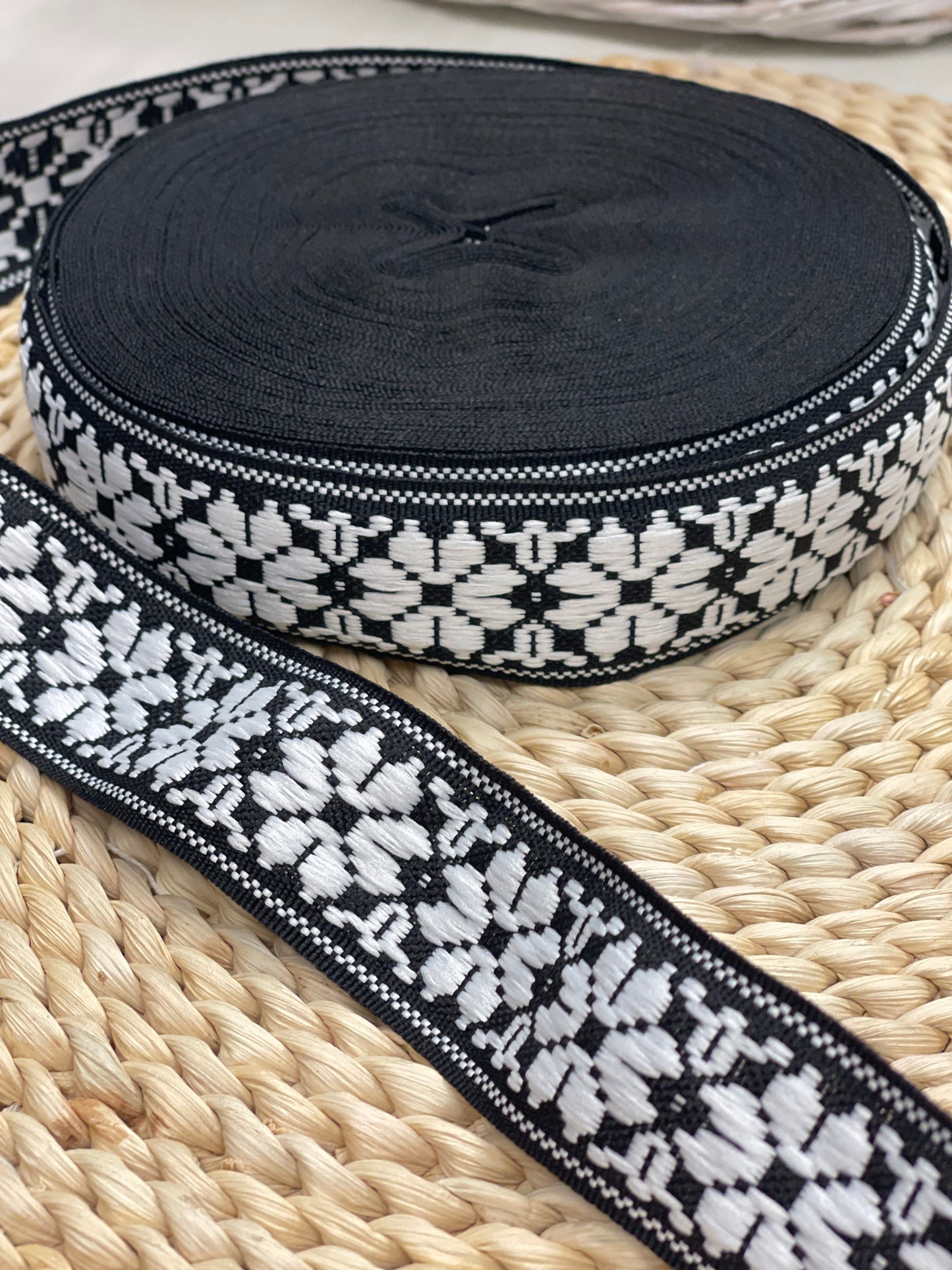 Traditional ribbon, sash 36mm - black - LV