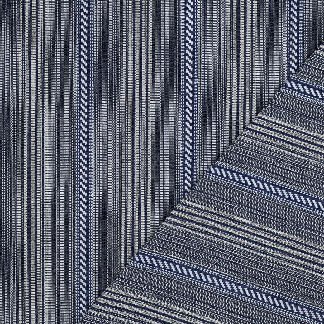 alt
Image with traditional pattern fabric - dark blue tones 200 g/m² – available at Šarlotes audumi