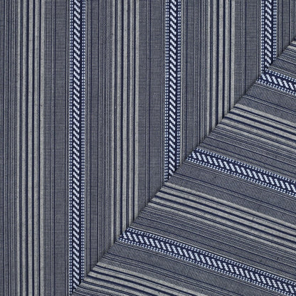 alt
Image with traditional pattern fabric - dark blue tones 200 g/m² – available at Šarlotes audumi