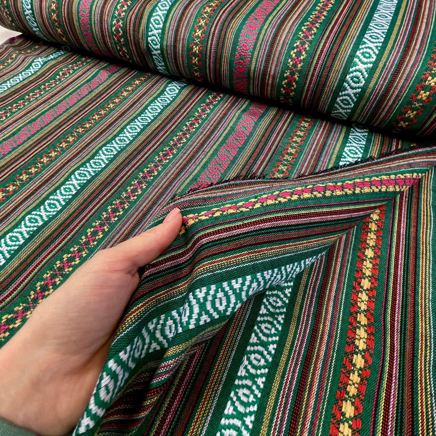 Ethnic pattern fabric-green
