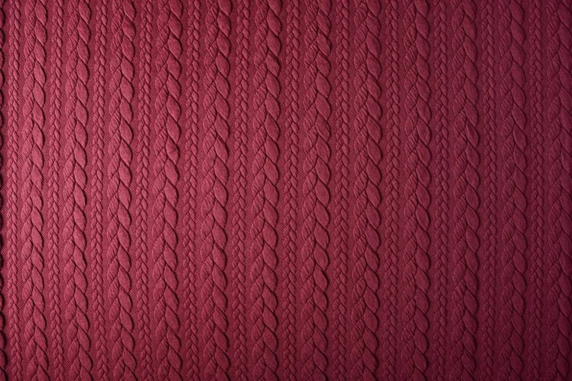 Image of knit fabric with a knitted pattern - burgundy braids 340 g/m² – available at Šarlotes audumi