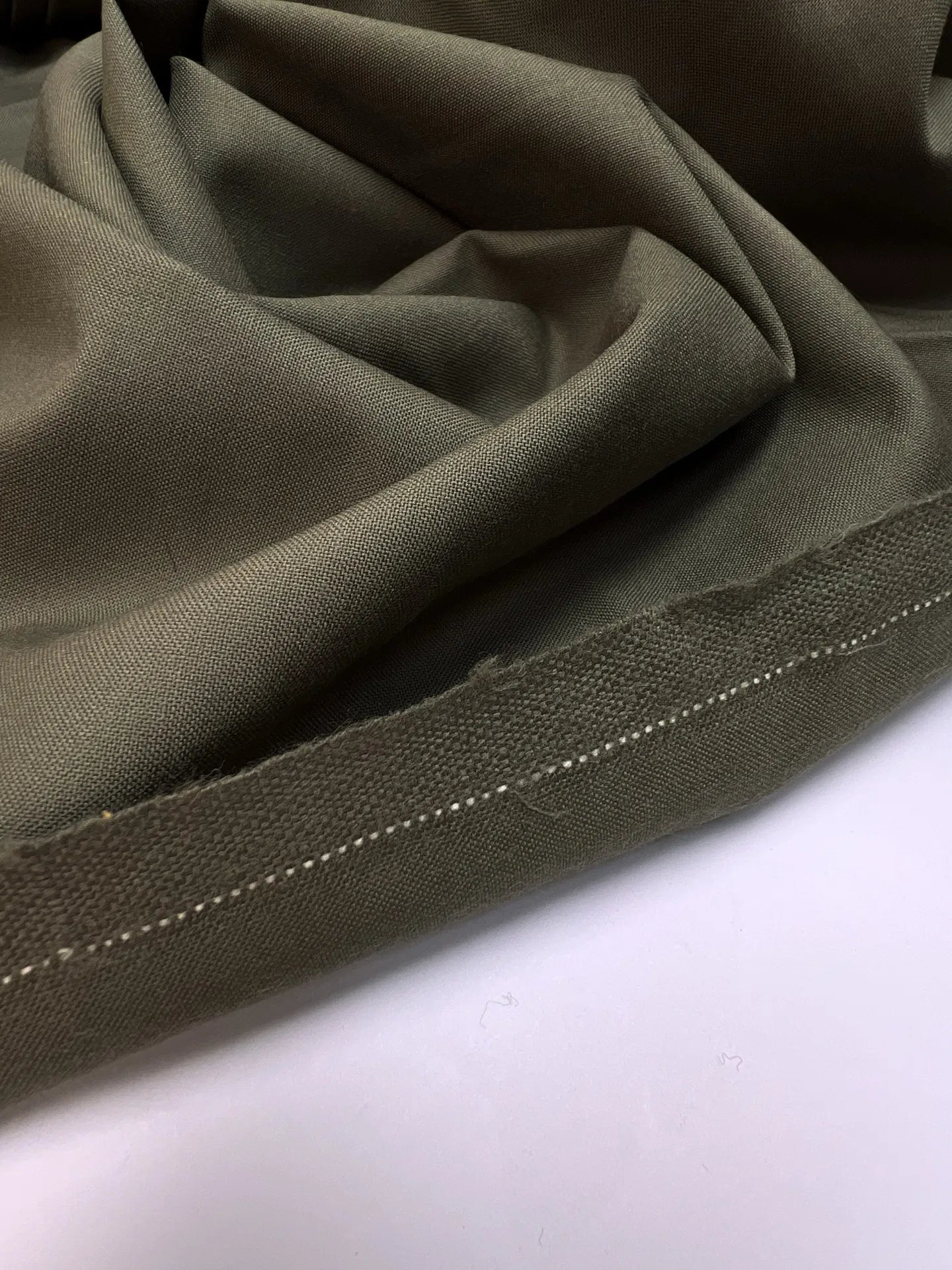 Tissu en laine - kaki 210 g/m²