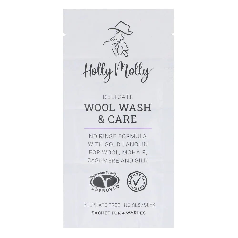 Image avec détergent pour laine Holly Molly – 20 ml – disponible chez Šarlotes audumi