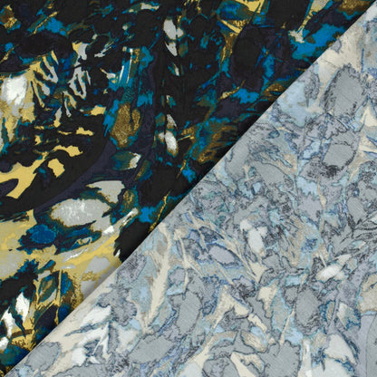 Image de tissu en viscose à motif chiné 125 g/m² – disponible chez Šarlotes audumi