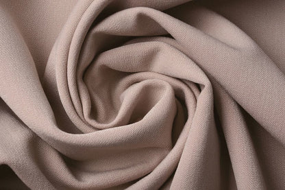 Gabardine viscose avec élasthanne - rose poudré 275 g/m²