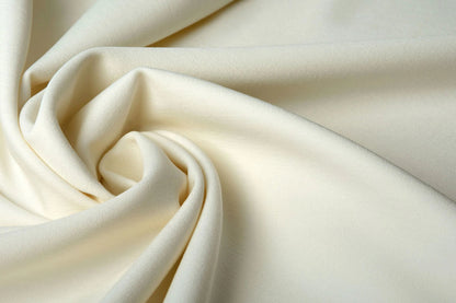 Tissu tailleur en viscose avec élasthanne - crème 275 g/m²