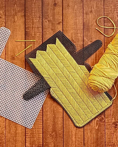 Toile plastique pour fabrication de sacs | 27 × 15 × 7 cm | Grille rigide | épaisseur 1,4 mm