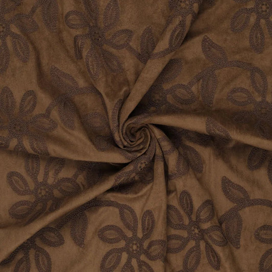 Bild von Wildlederstoff mit gesticktem Blumenmuster – braun, 310 g/m² – erhältlich bei Šarlotes audumi