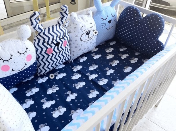 100% Cotton fabric-white polka dots on a blue background (4 mm) 130 g/m²