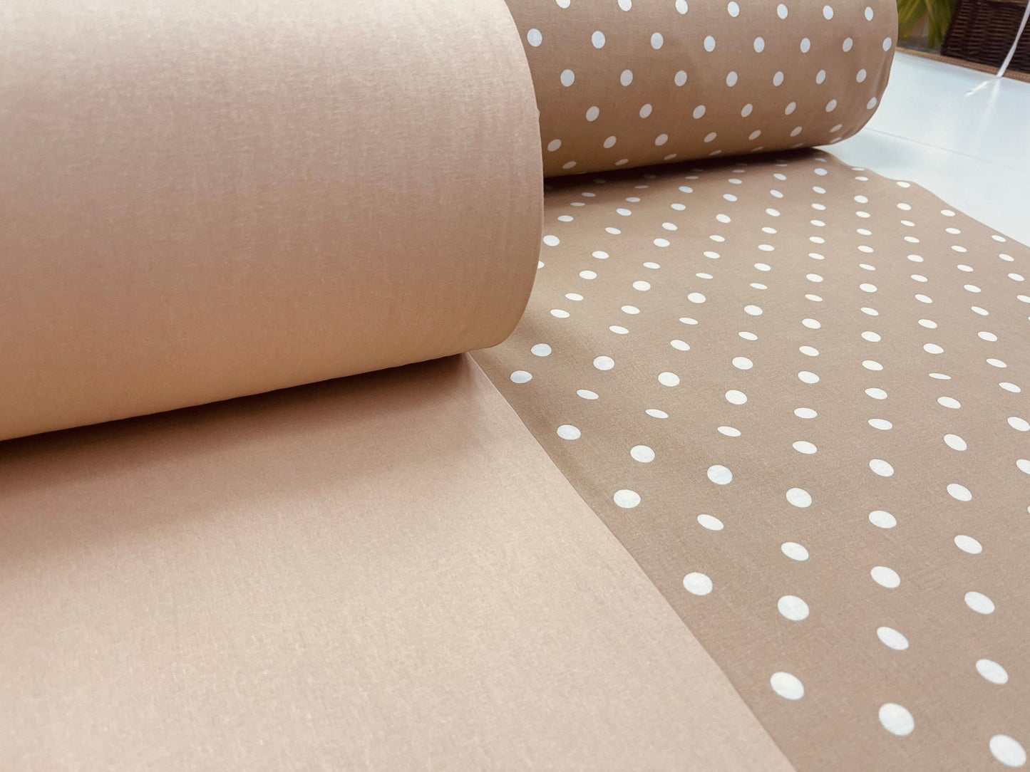 100% cotton fabric - coffee with milk (Latte) 220cm 146 g/m²