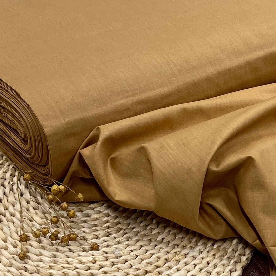 100% Cotton fabric-caramel 125 g/m²