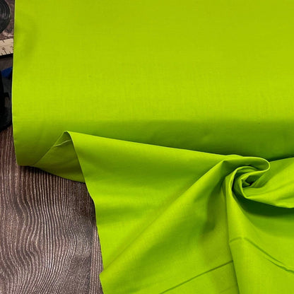 100% cotton fabric - bright green 125 g/m²