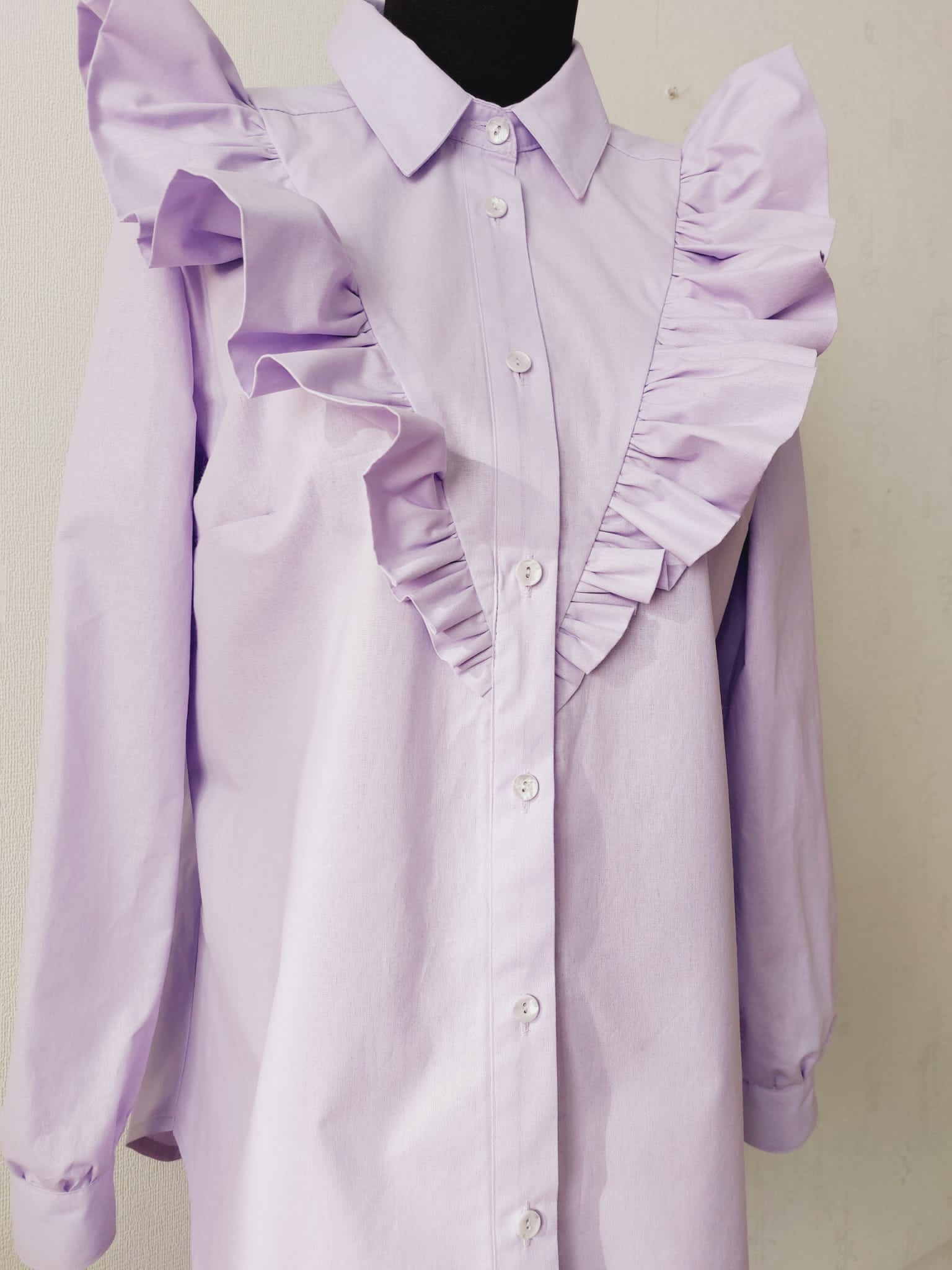 100% Cotton fabric-lilac 125 g/m²