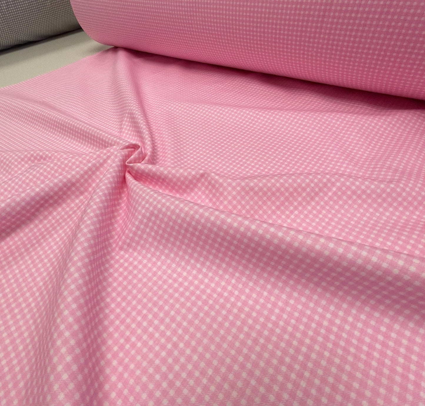 Tissu 100 % coton, fin, à carreaux roses, 125 g/m²