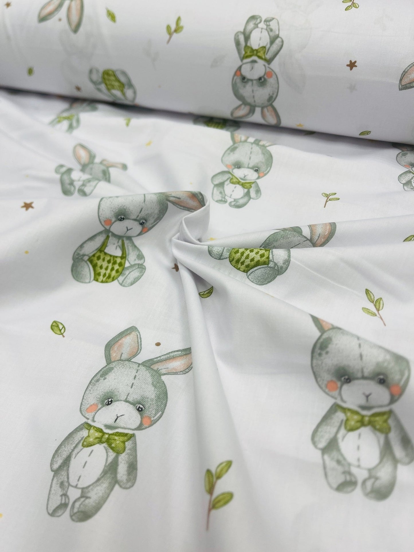 100% Baumwollstoff – Hasen mit langen Ohren 125 g/m²
