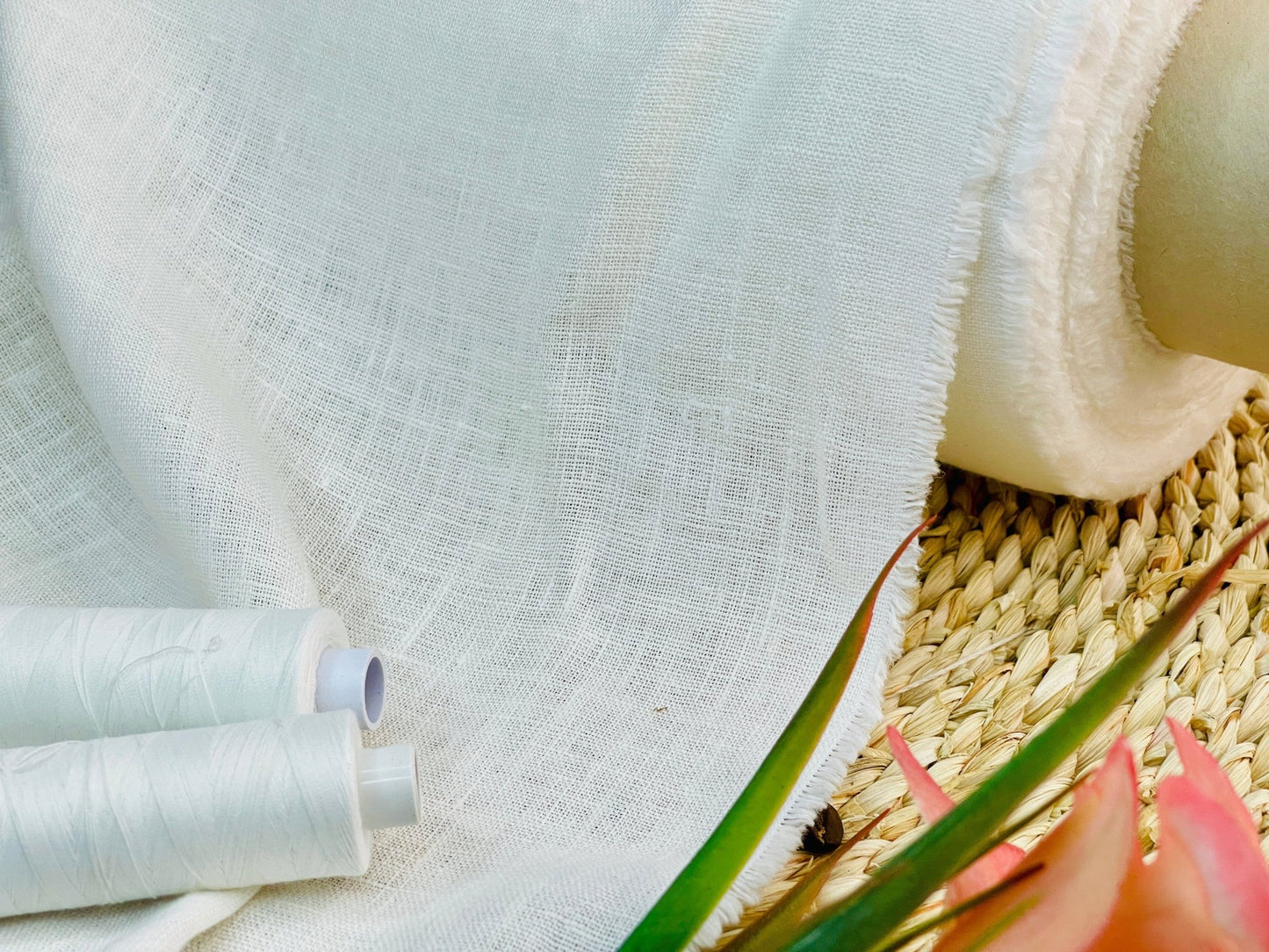 100% Softened linen-white 185 g/m²