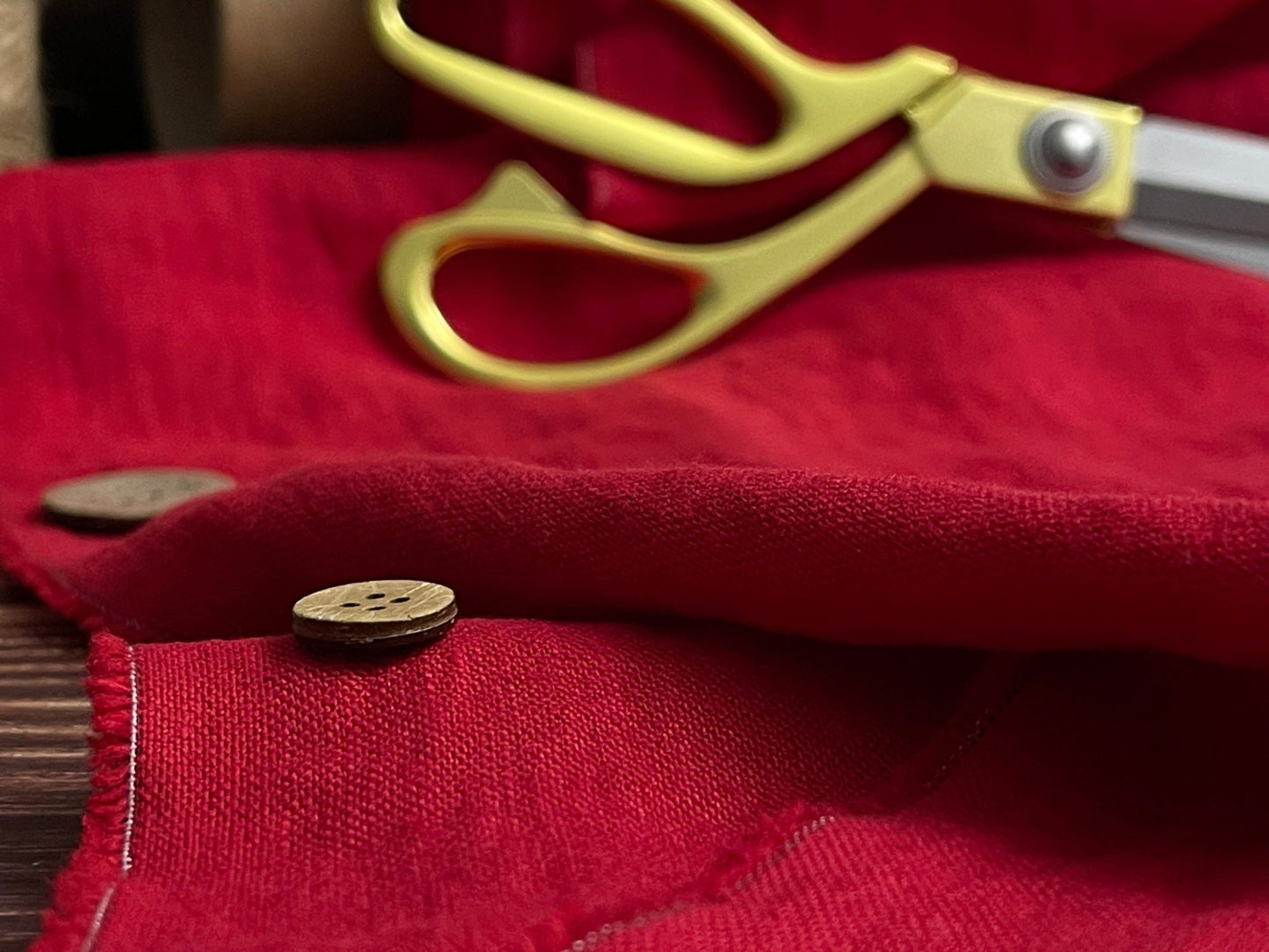 100% Softened linen - cherry red 205 g/m²