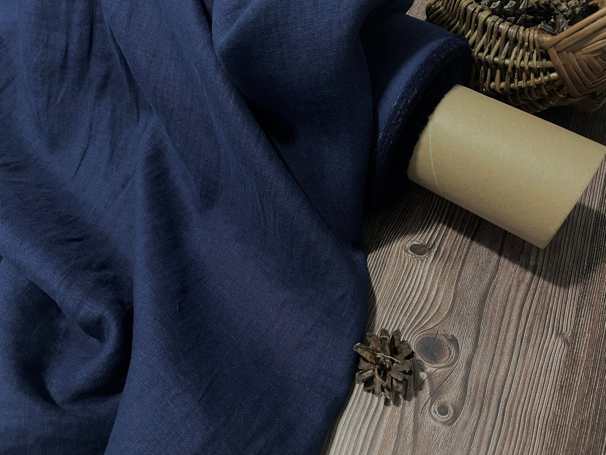 100% softwashed linen, dark blue, 205 g/m²