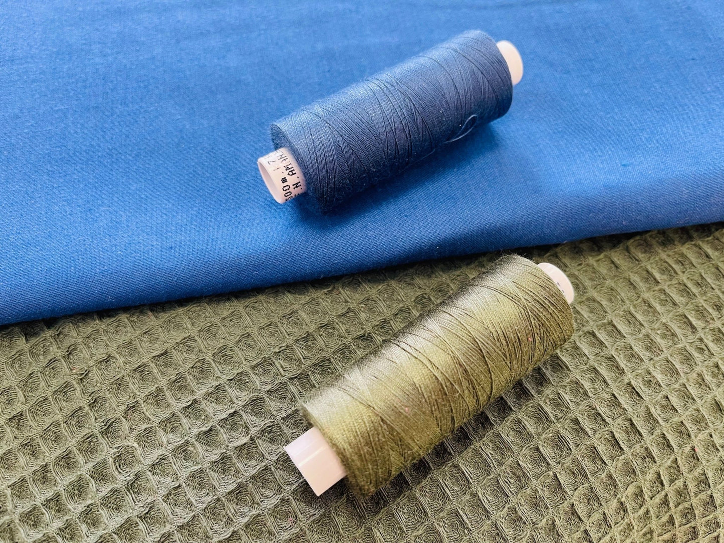 txt
Nici Amanda Arena 500m thread spool - please match the color tone