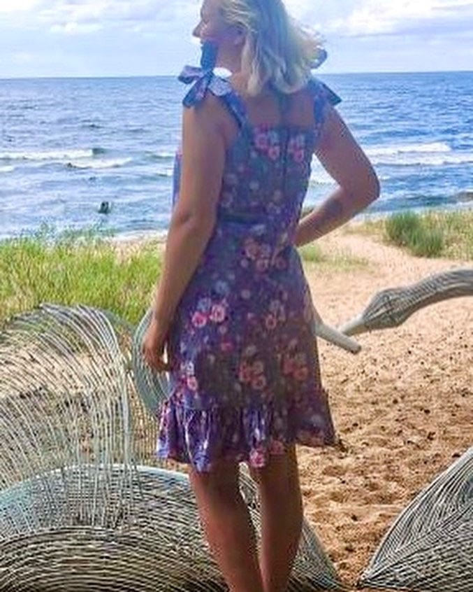 alt
Digital pattern dress Elīna