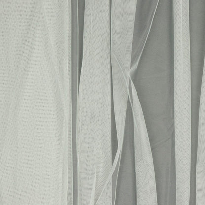 Extra-soft milky white tulle 25 g/m²