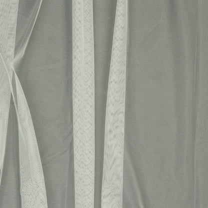 Extra soft tulle, milky white 25 g/m²