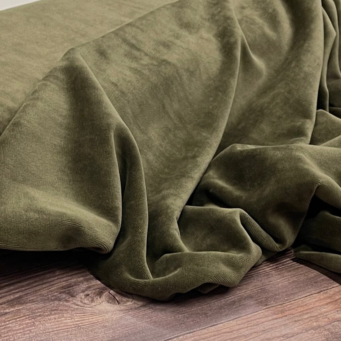Cotton velour - moss green 250 g/m²