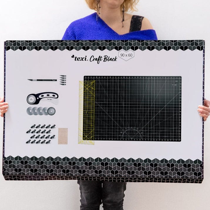 Set - cutting mat with accessories 60x90 cm - black